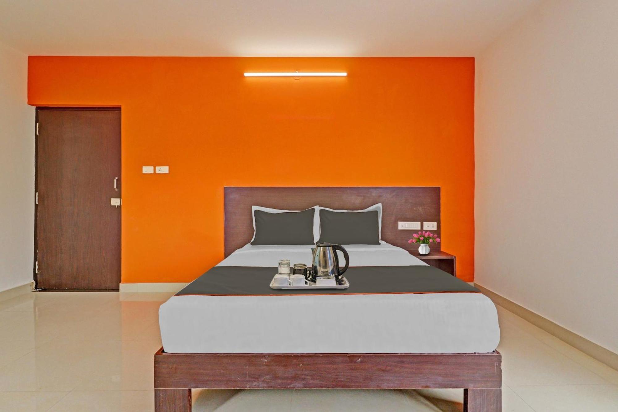 Super Capital O Blooms Stay Inn Near Snow City Bangalore Exterior foto